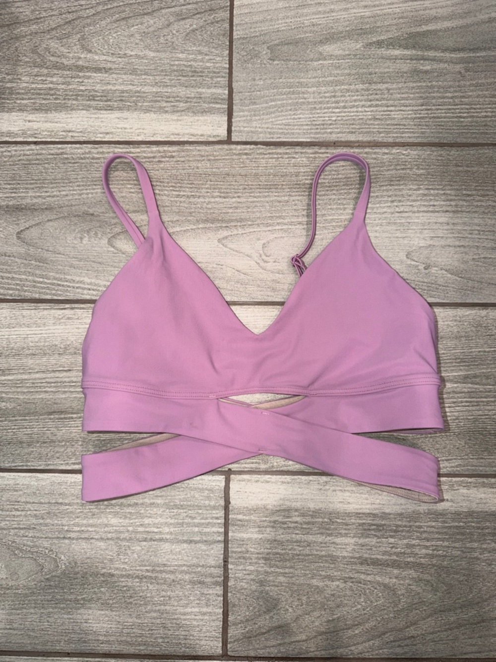 Lululemon sports bra